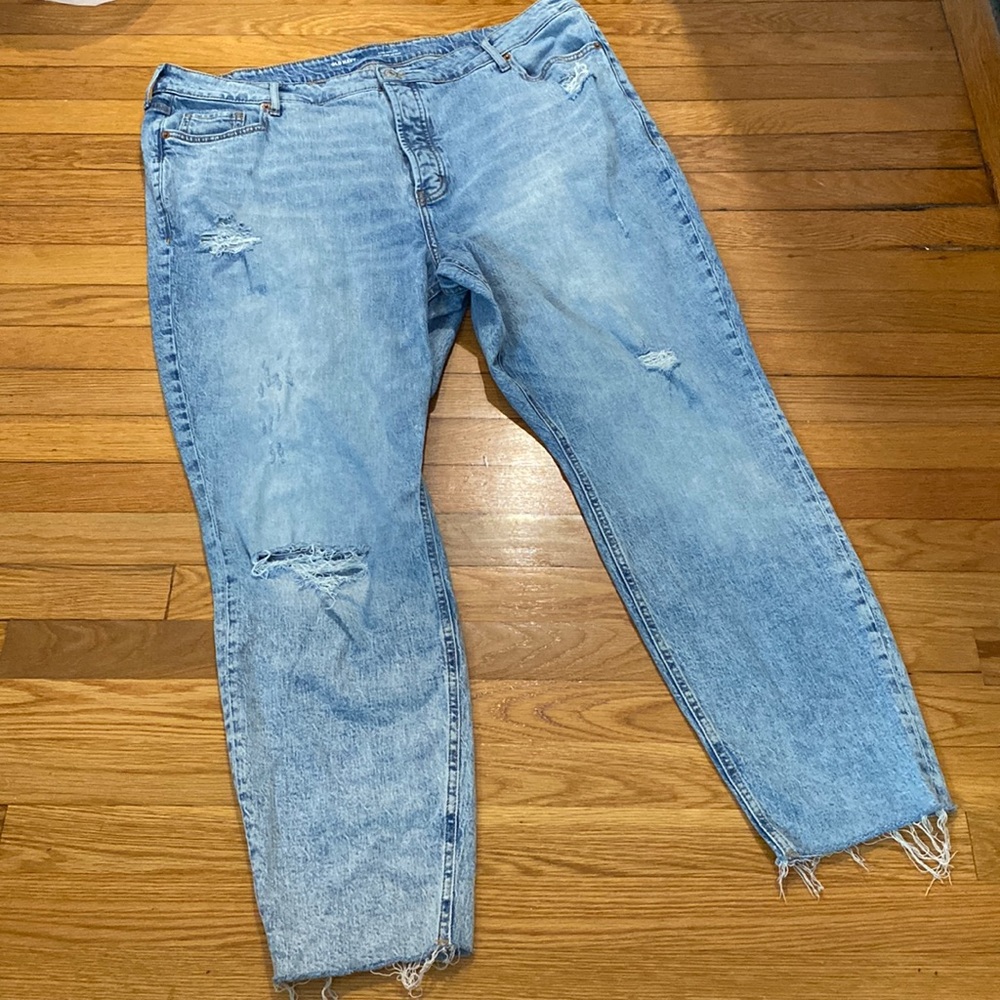 Old Navy Light Blue Distressed Skinny Jeans